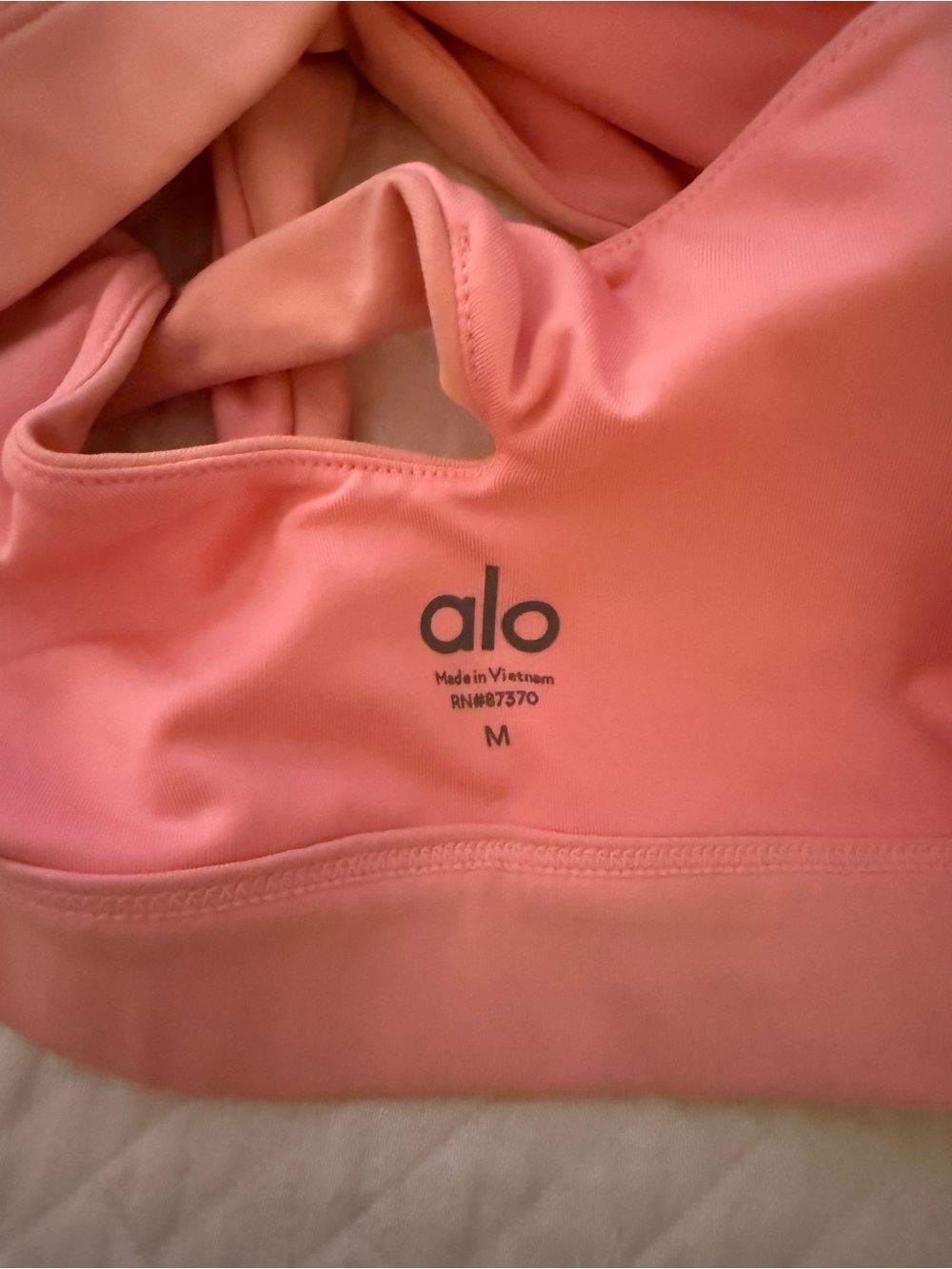 ALO Yoga Peach Scoop Sports Bra - Picture 3 of 3